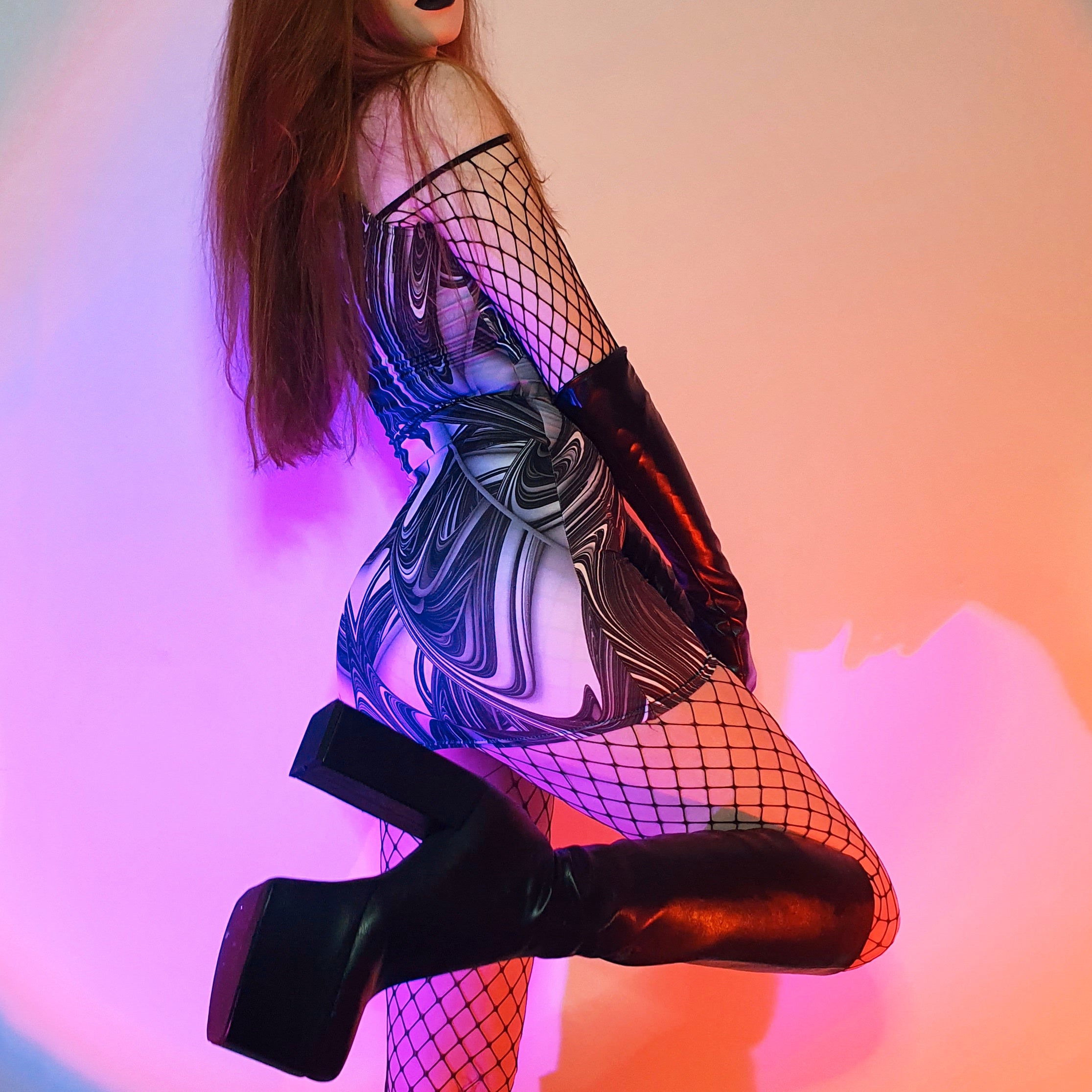 Sexy mini dress with liquid pattern