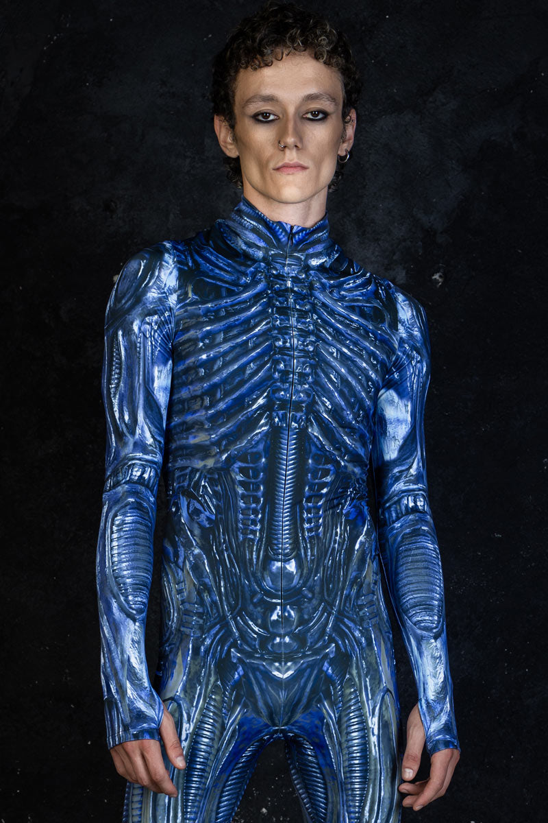 Male Xenomorph Costume Close View