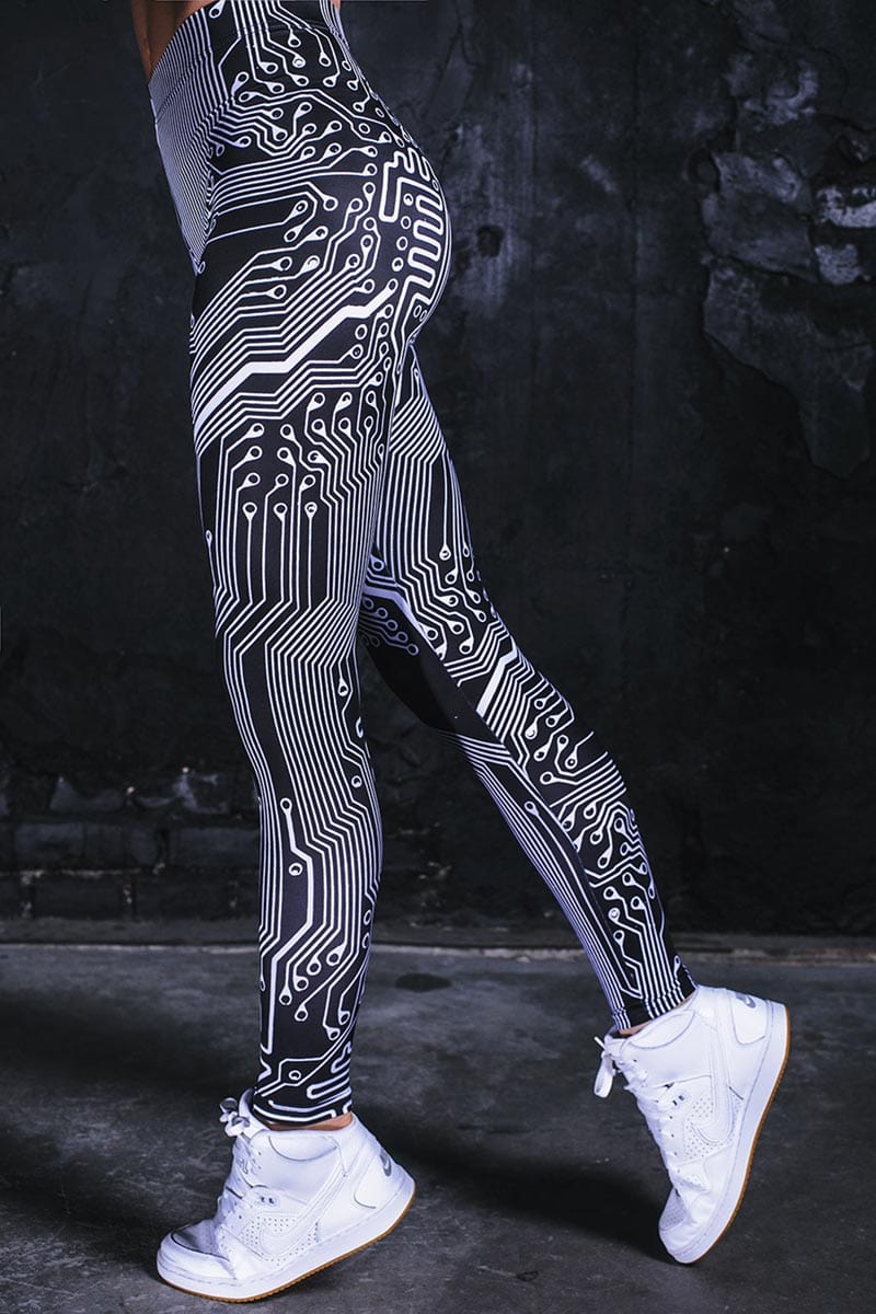 Circuit Board Leggings Set Close View