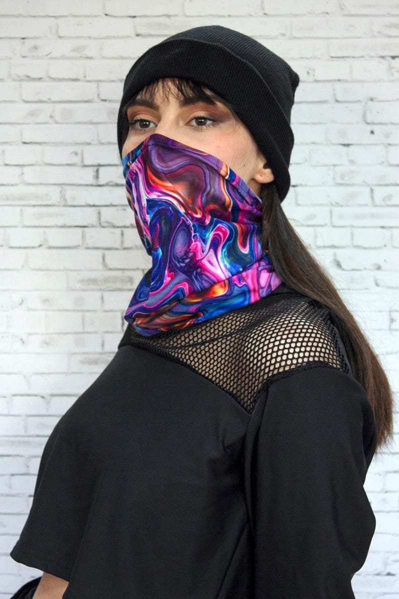 Liquid Neck Gaiter Right Side View