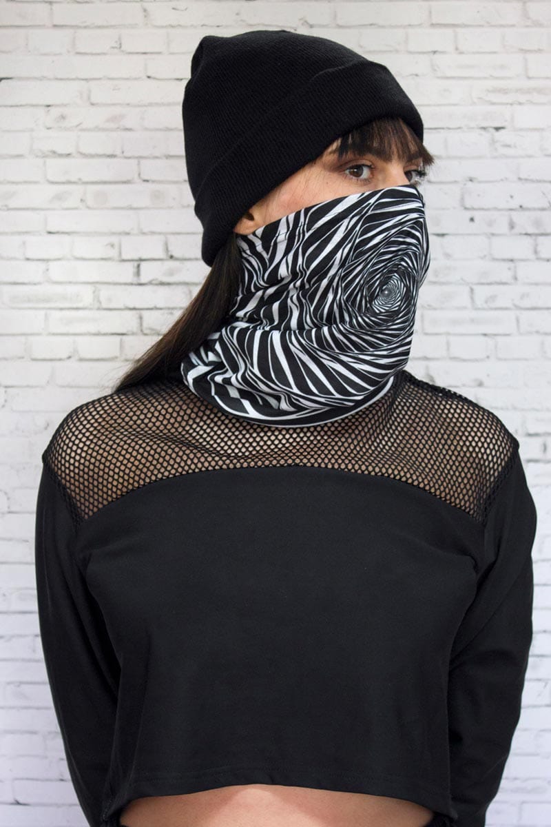 Illusion Neck Gaiter Left View