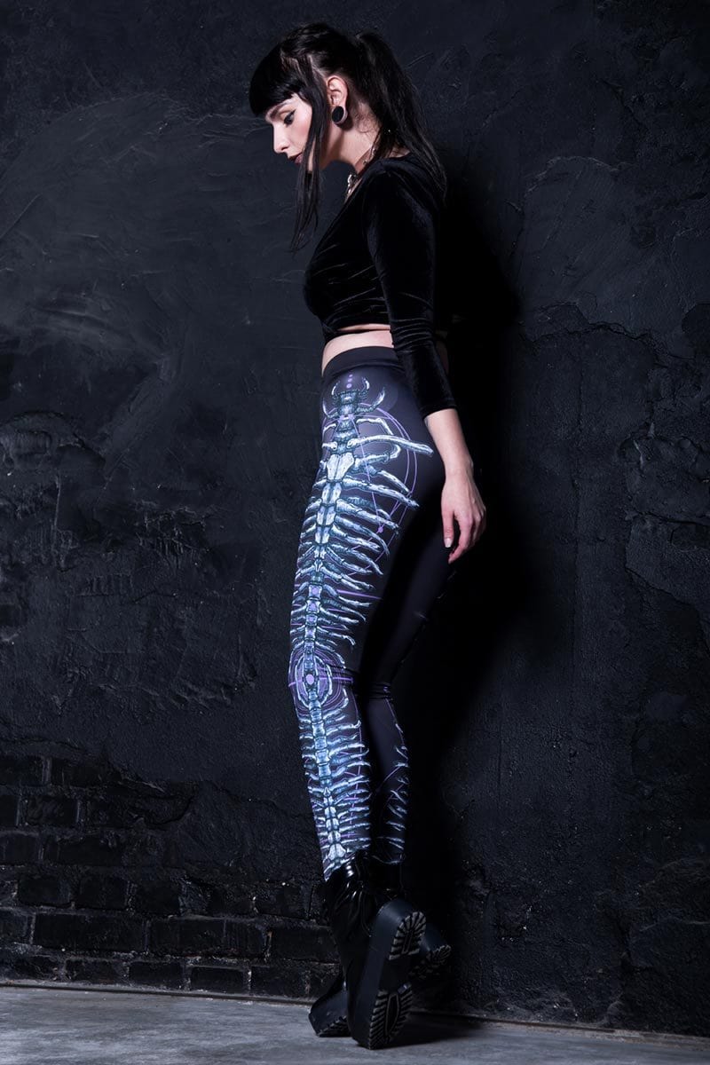 Alien Spine Leggings Side View